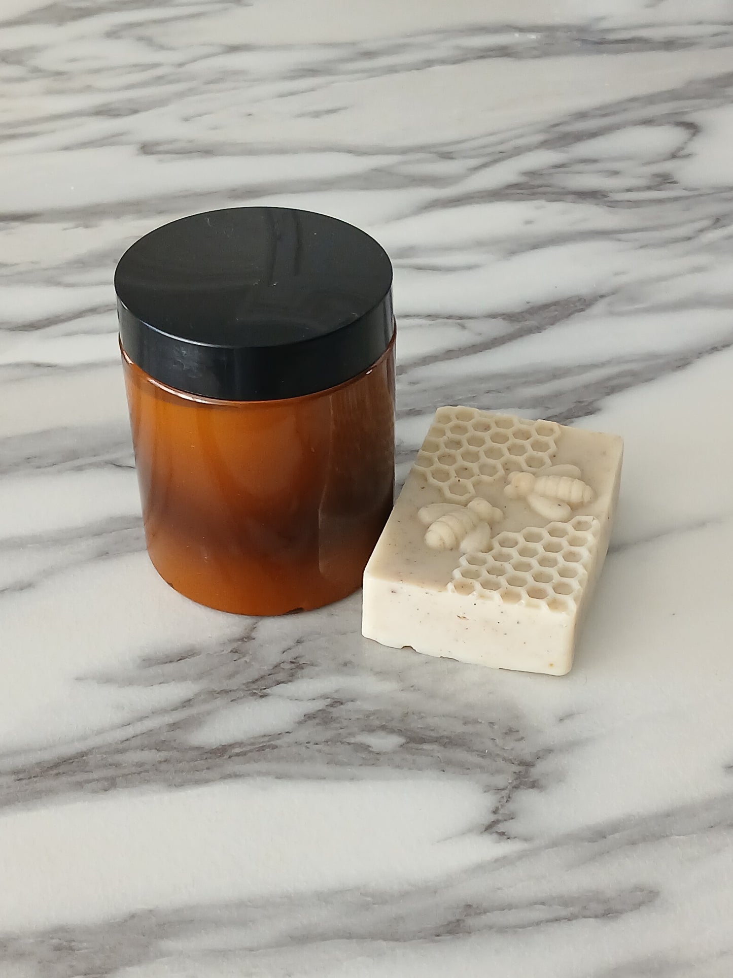 Combos - Face exfoliant and Face Cream